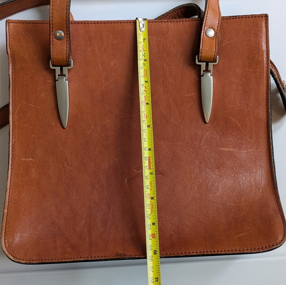 Leather Purse, Classic Brown Shoulder Bag w/ Pockets, Straps, Metallic Accents - Picture 11 of 13